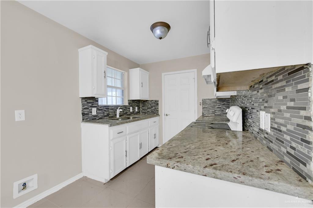 504 Rosa Priego Street Donna, TX 78537 - Photo 6 of 12