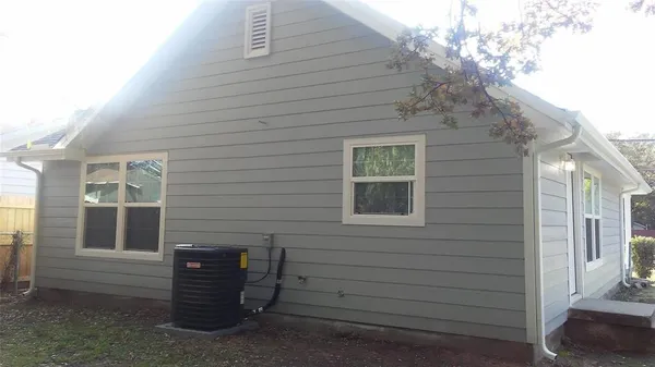 $1,595 | 1410 Joplin Street, Haltom City, TX 76117