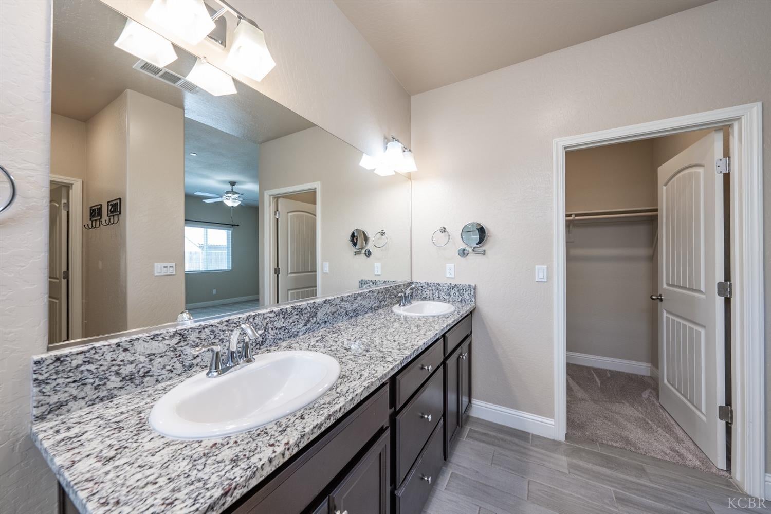 684 Strada Street Lemoore, CA 93245 - Photo 24 of 45 Gallery Image 24