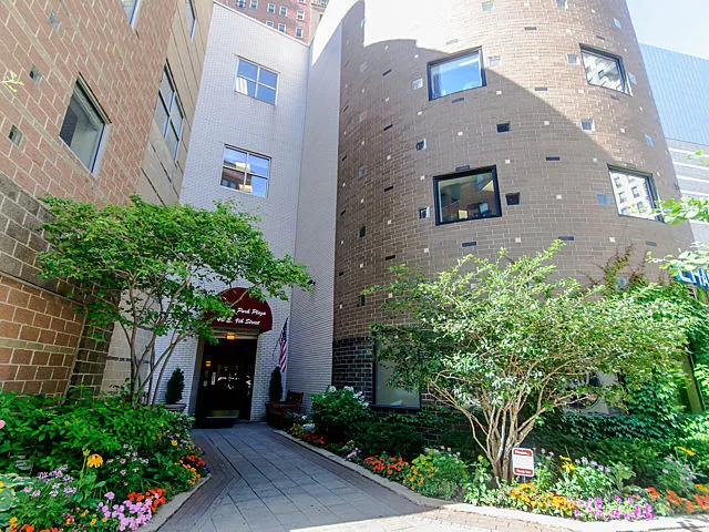 $395,000 | 40 East 9th Street, Unit 609, Chicago, IL 60605