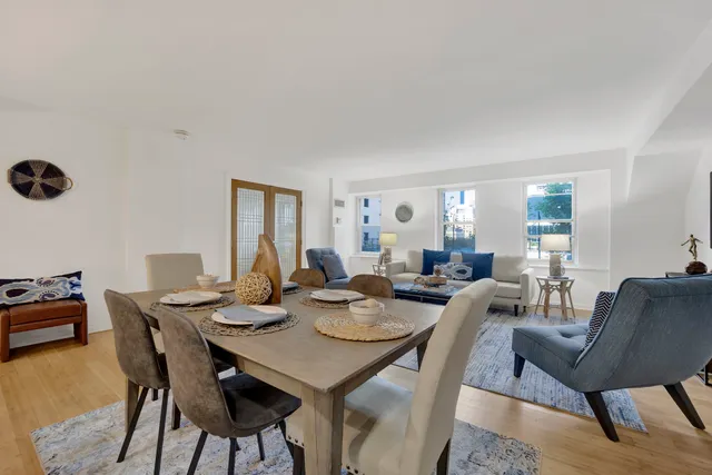 $395,000 | 40 East 9th Street, Unit 609, Chicago, IL 60605