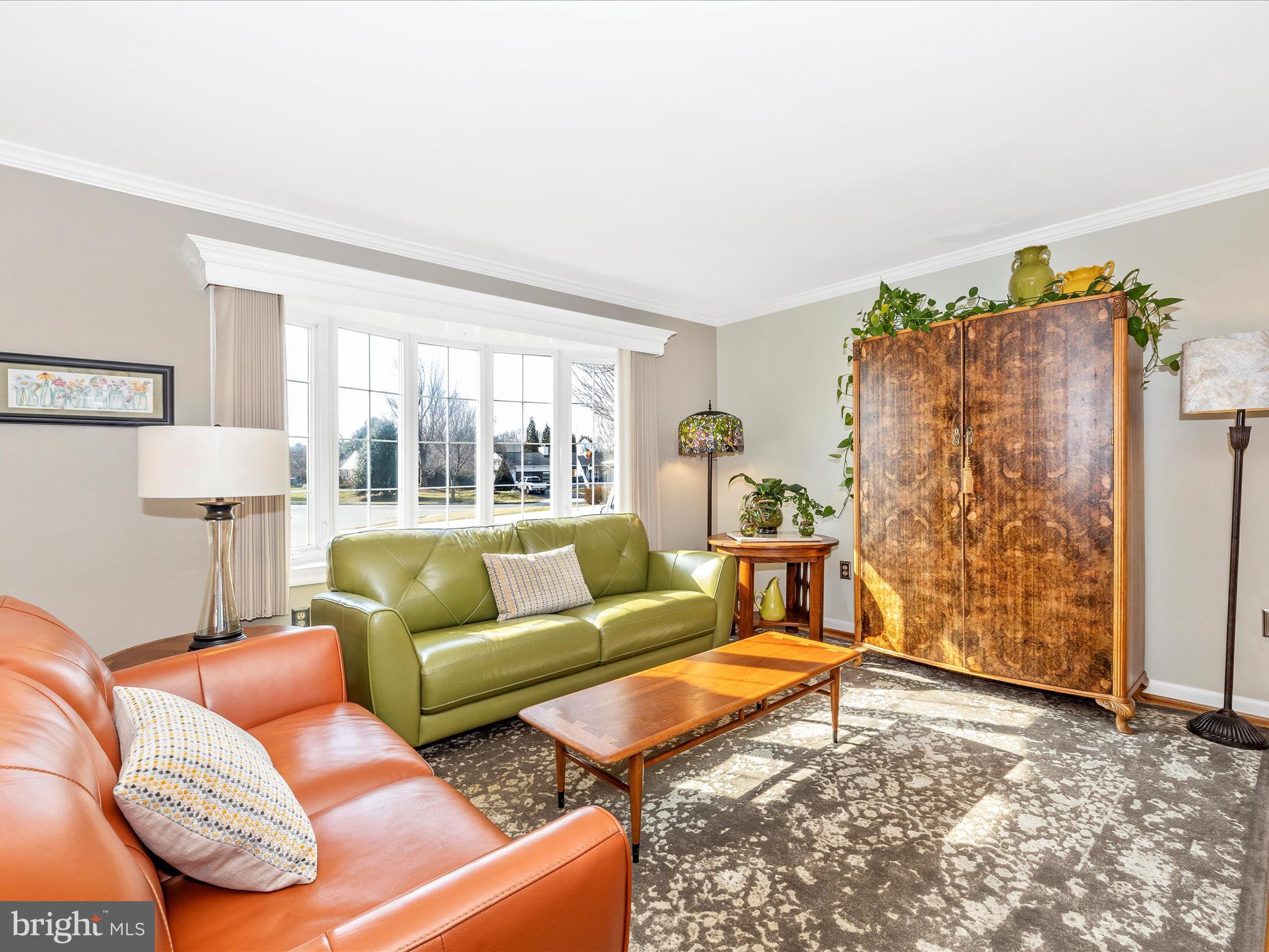 16 Kline Boulevard Frederick, MD 21701 - Photo 18 of 62 a living room with furniture and a large window