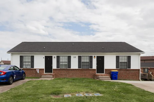$825 | 121 Bennett Drive, Unit F, Clarksville, TN 37042