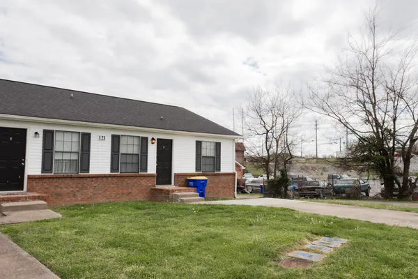 $825 | 121 Bennett Drive, Unit F, Clarksville, TN 37042