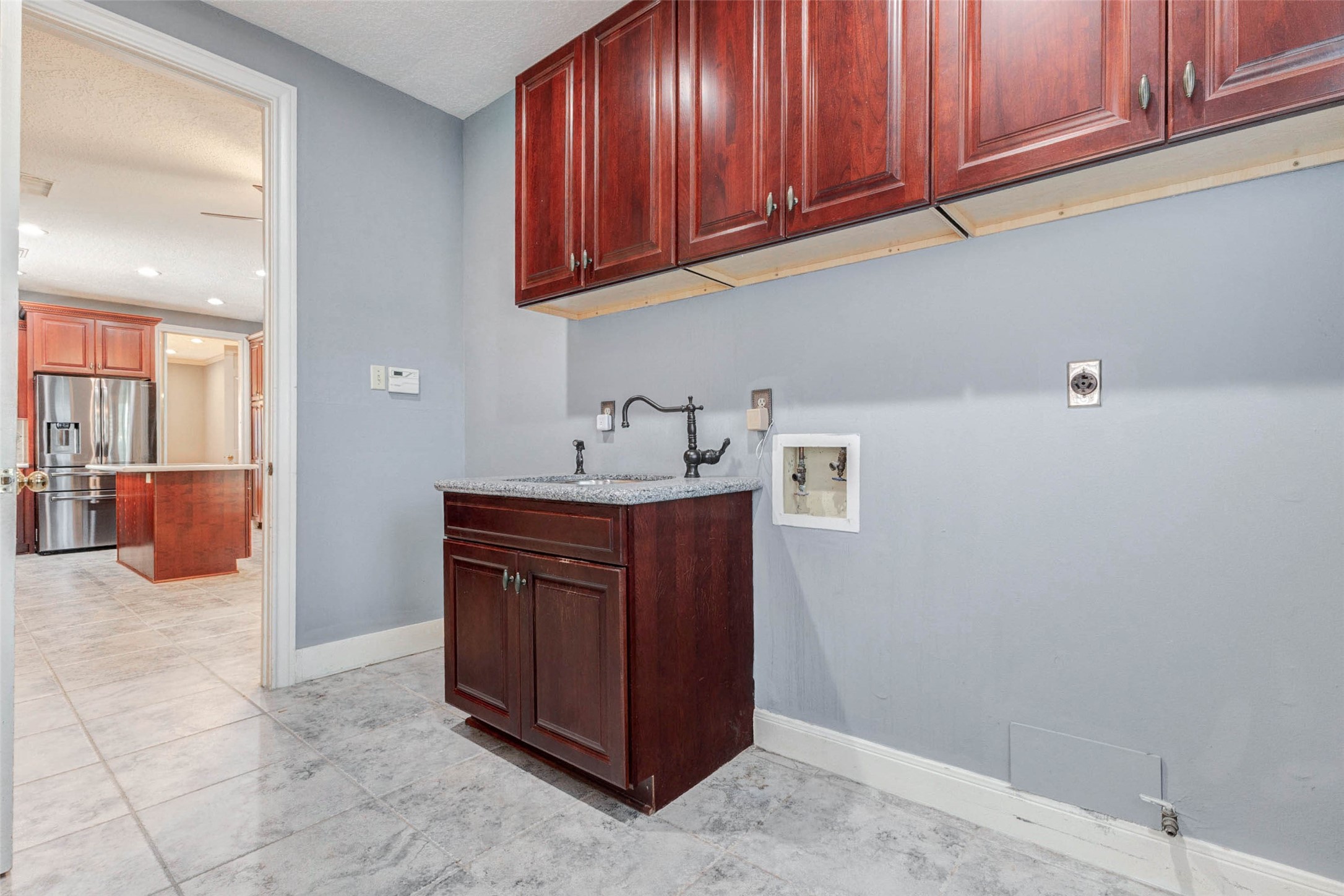 7631 Post Bridge Road Spring, TX 77389 - Photo 16 of 50 Laundry room on the 1st floor