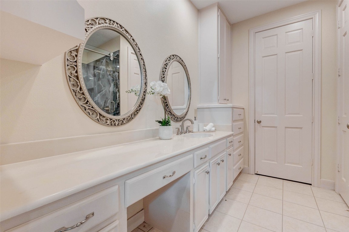 7631 Post Bridge Road Spring, TX 77389 - Photo 24 of 50 1 of 2 Primary bathrooms
