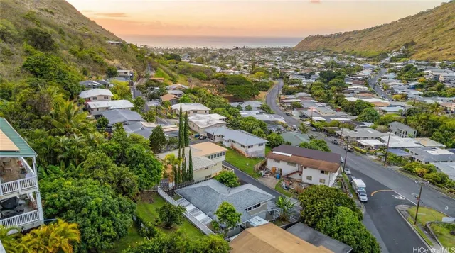 $1,299,000 | 855 Kainoa Place, Honolulu, HI 96821