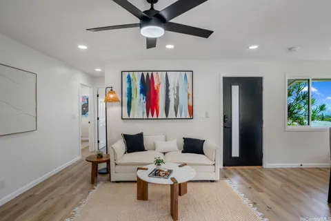 $1,350,000 | 855 Kainoa Place, Honolulu, HI 96821