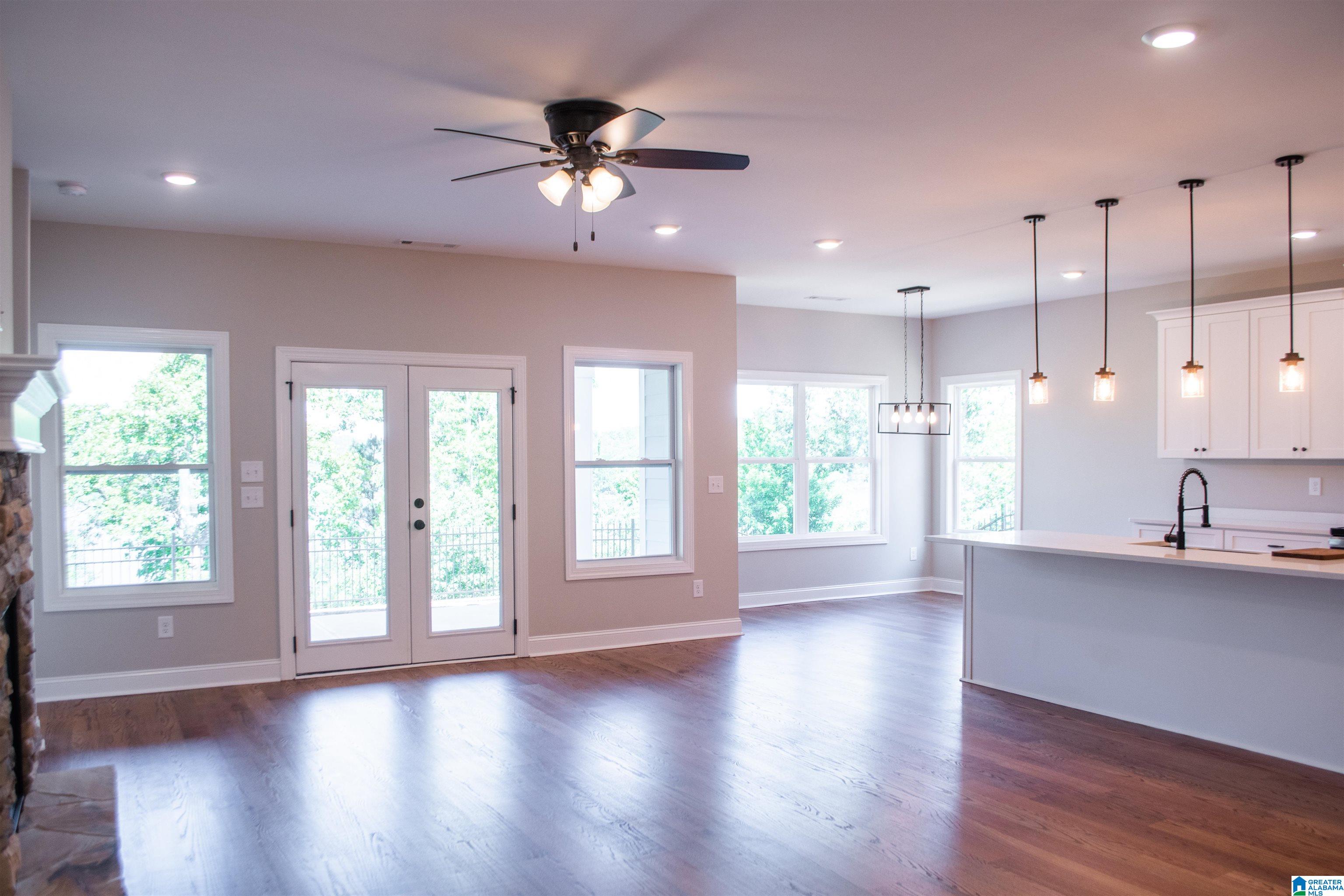 236 Shoreline View Talladega, AL 35160 - Photo 7 of 38