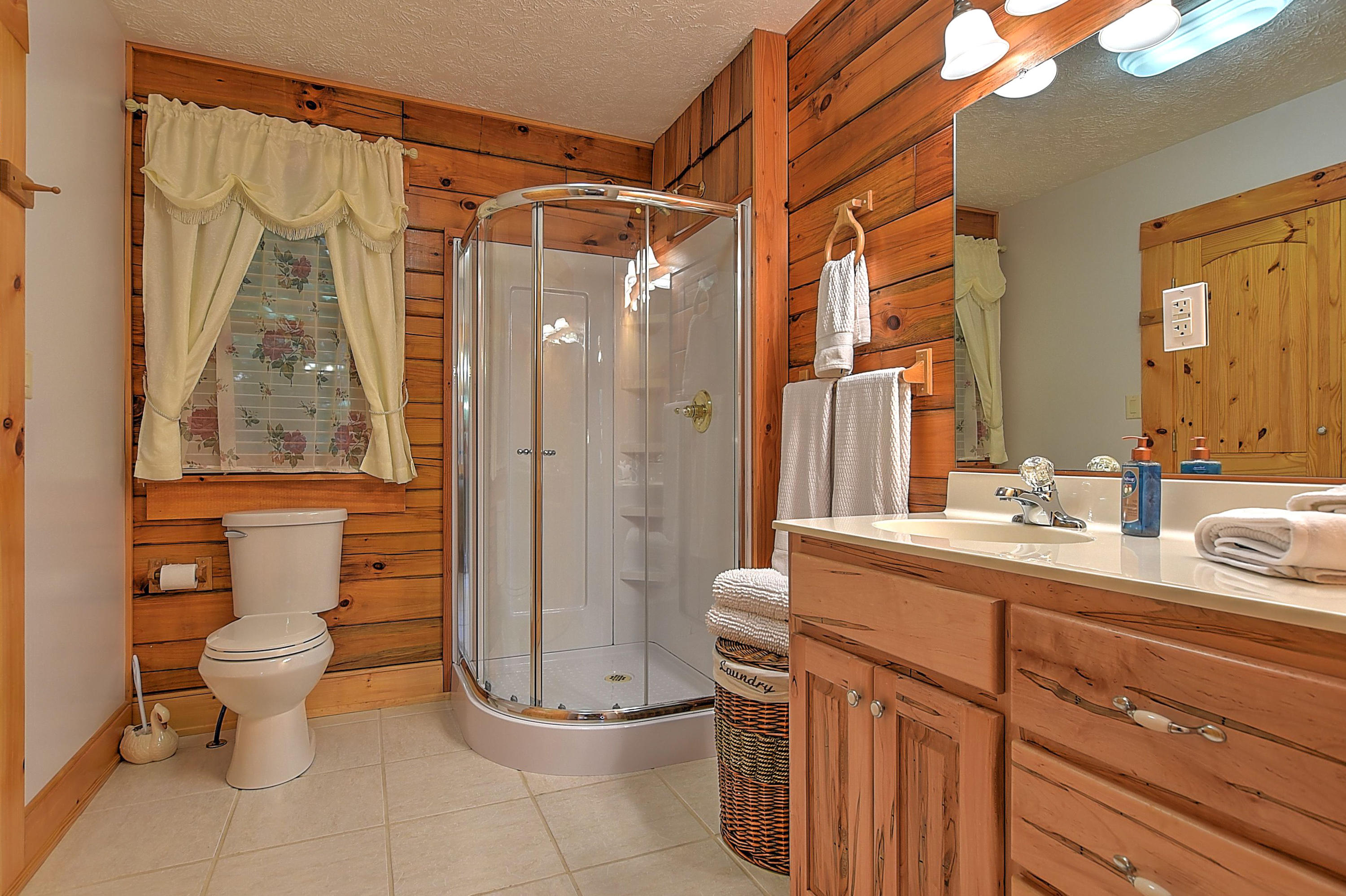155 Cable Hollow Road Butler, TN 37640 - Photo 22 of 51 155 Cable Hollow Rd-19