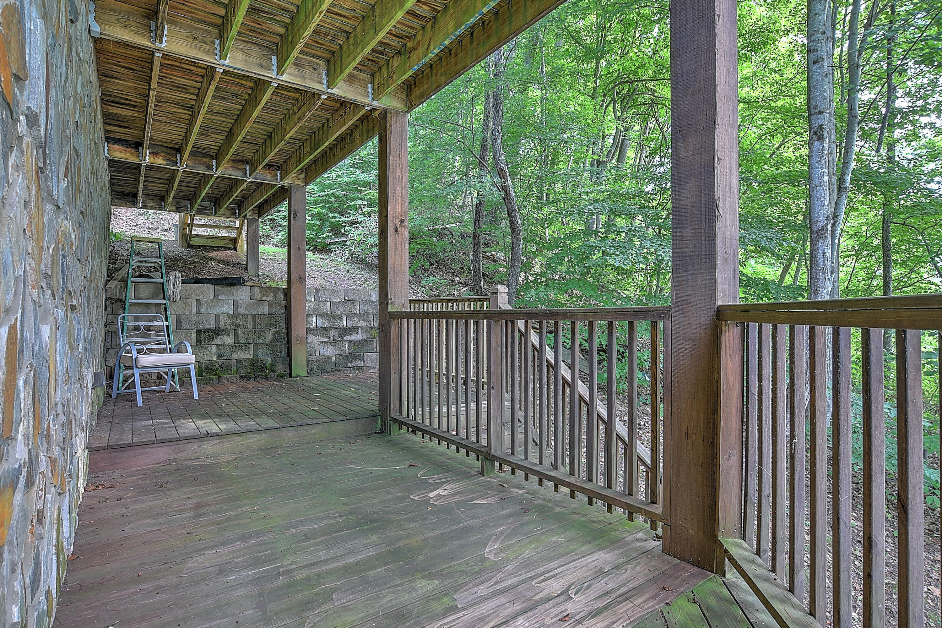155 Cable Hollow Road Butler, TN 37640 - Photo 38 of 51 155 Cable Hollow Rd-35