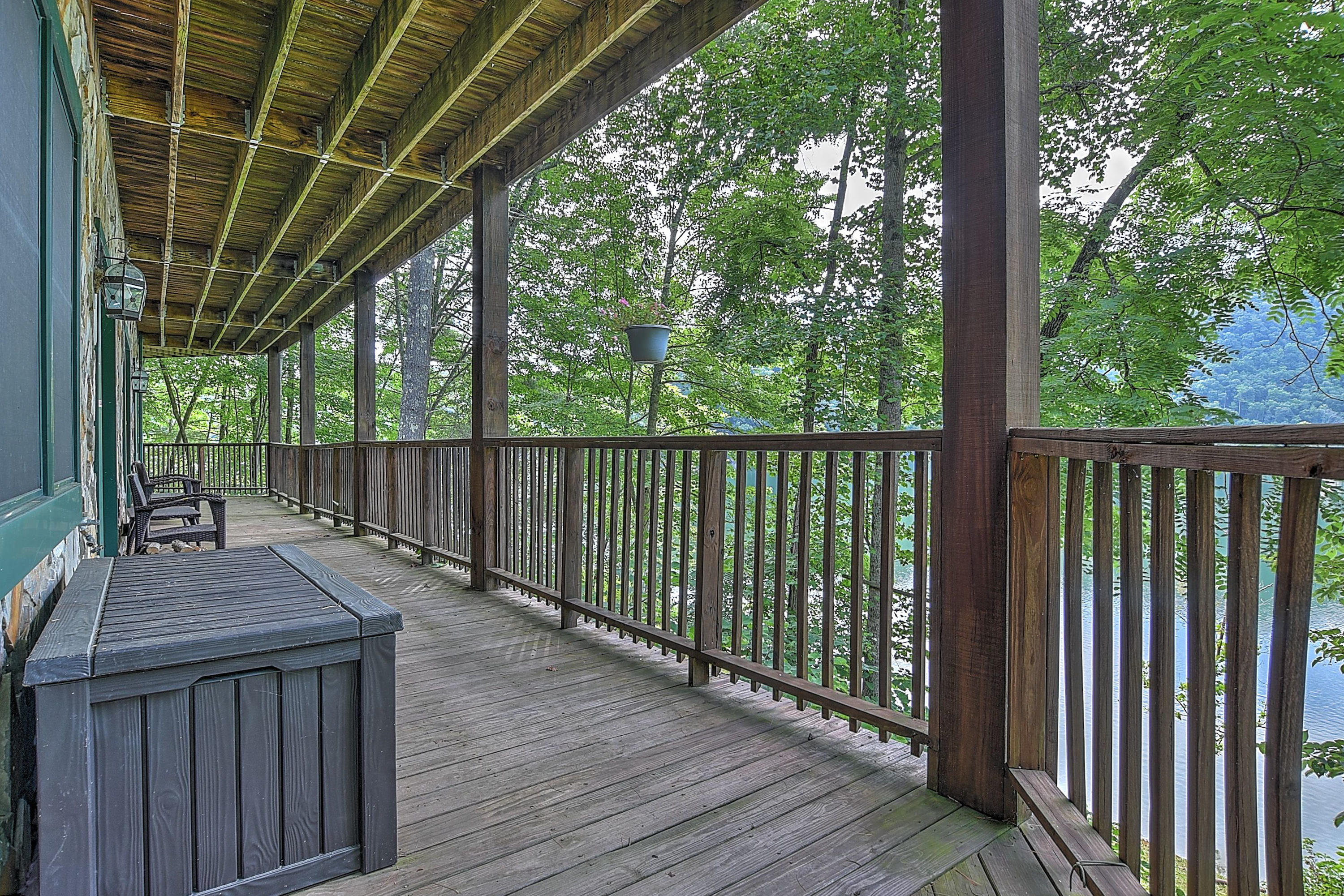 155 Cable Hollow Road Butler, TN 37640 - Photo 41 of 51 155 Cable Hollow Rd-38