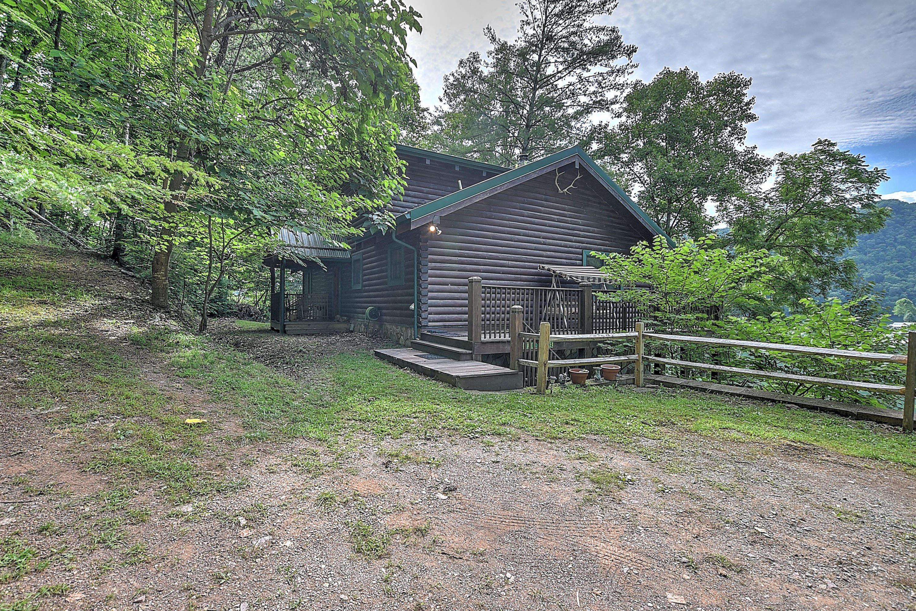 155 Cable Hollow Road Butler, TN 37640 - Photo 46 of 51 155 Cable Hollow Rd-44