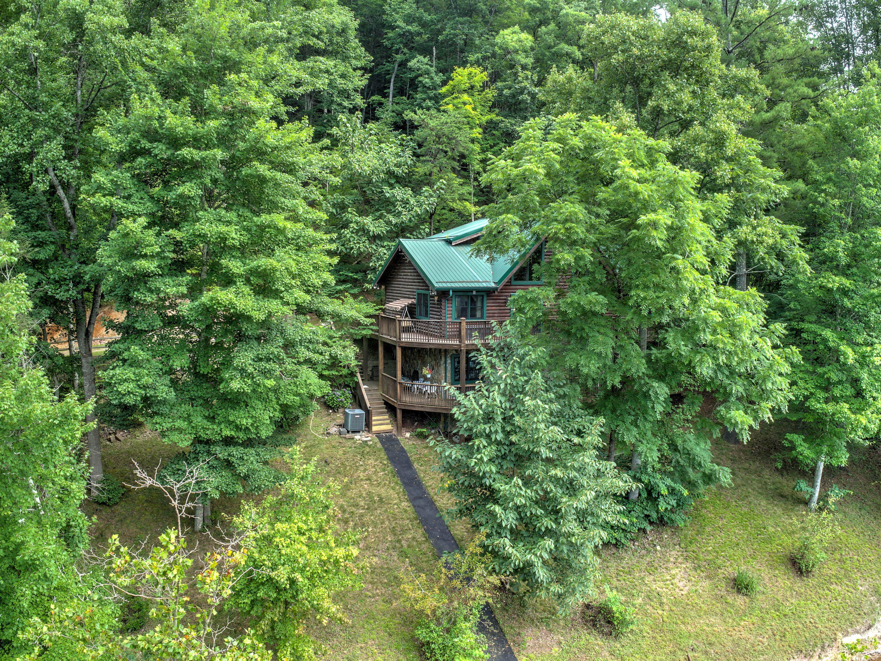 155 Cable Hollow Road Butler, TN 37640 - Photo 51 of 51 155 Cable Hollow Ln-10