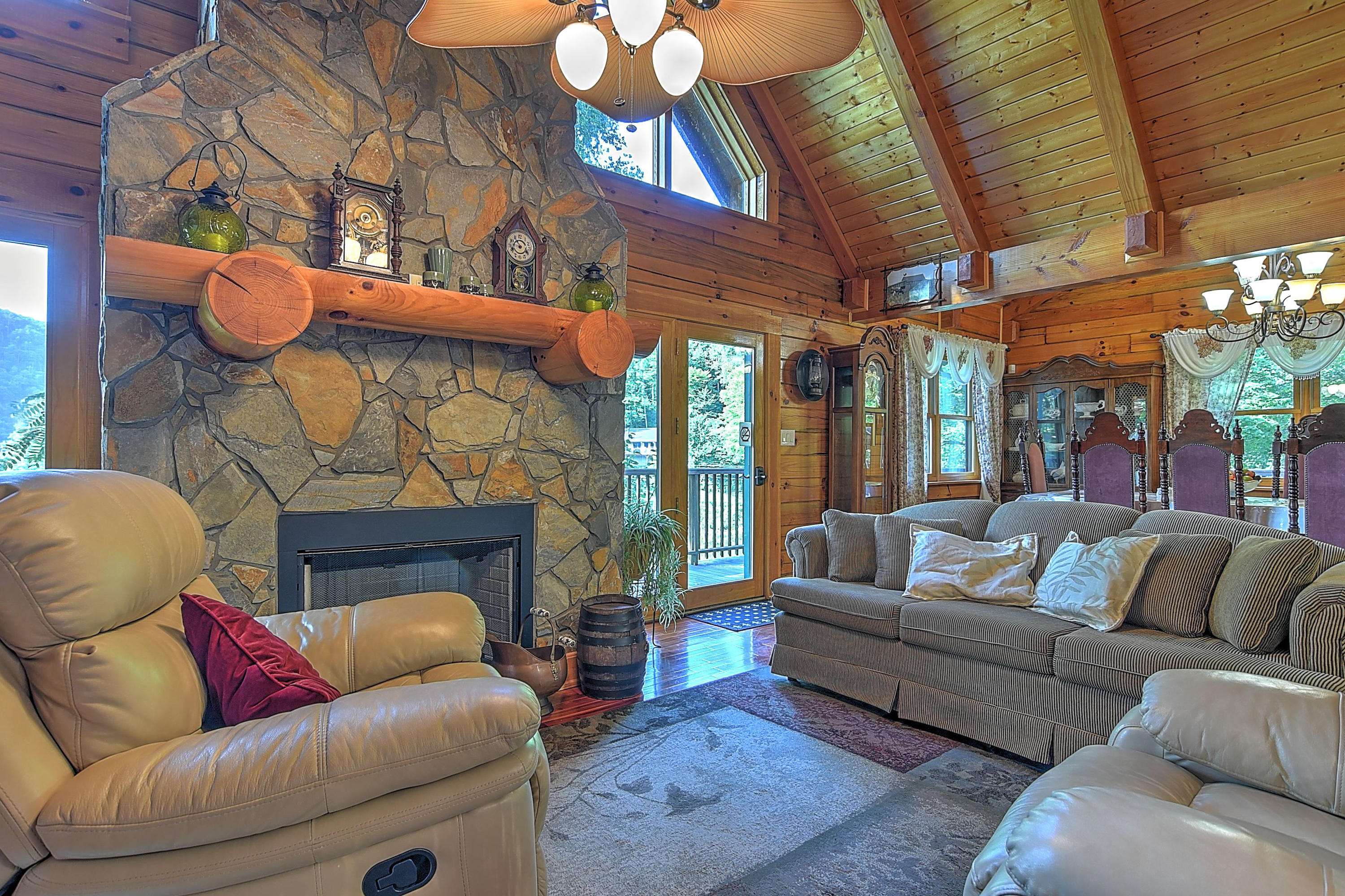 155 Cable Hollow Road Butler, TN 37640 - Photo 8 of 51 155 Cable Hollow Rd-4
