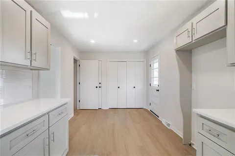 $439,000 | 1001 East Piatt Lane, Olathe, KS 66061