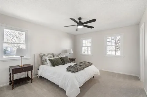 $439,000 | 1001 East Piatt Lane, Olathe, KS 66061