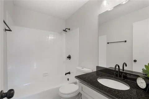 $439,000 | 1001 East Piatt Lane, Olathe, KS 66061