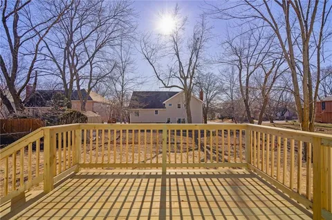 $439,000 | 1001 East Piatt Lane, Olathe, KS 66061