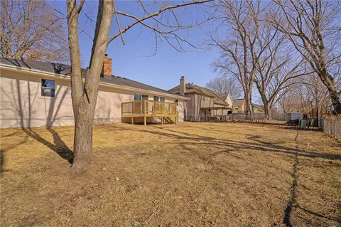 $439,000 | 1001 East Piatt Lane, Olathe, KS 66061