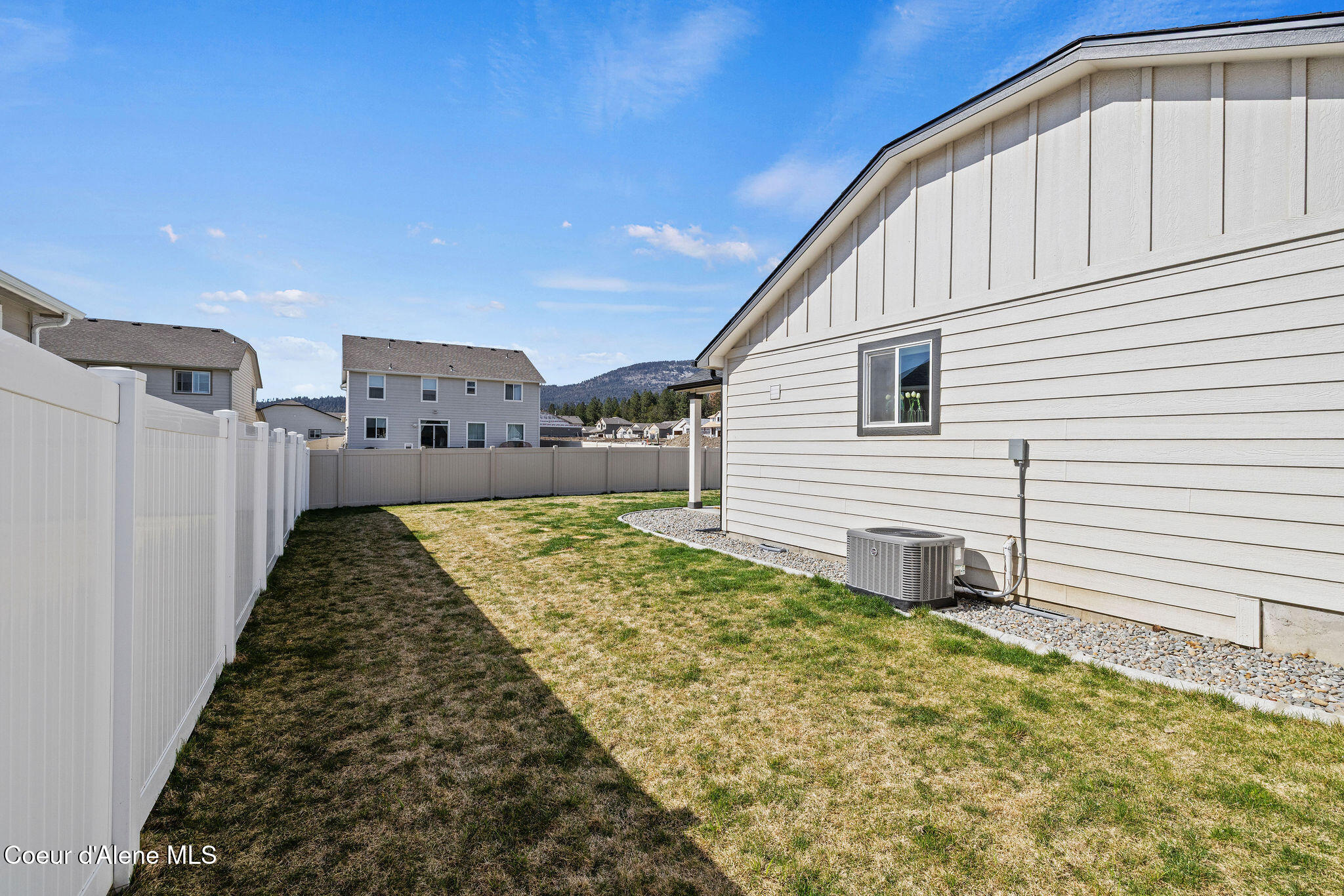 16237 Hadley Loop Rathdrum, ID 83858 - Photo 24 of 27 Side Yard