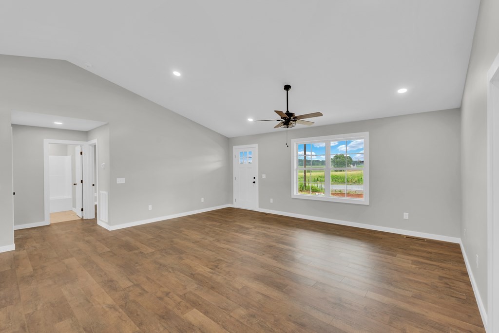 586 Harleys Ridge Road Sparta, TN 38583 - Photo 16 of 28