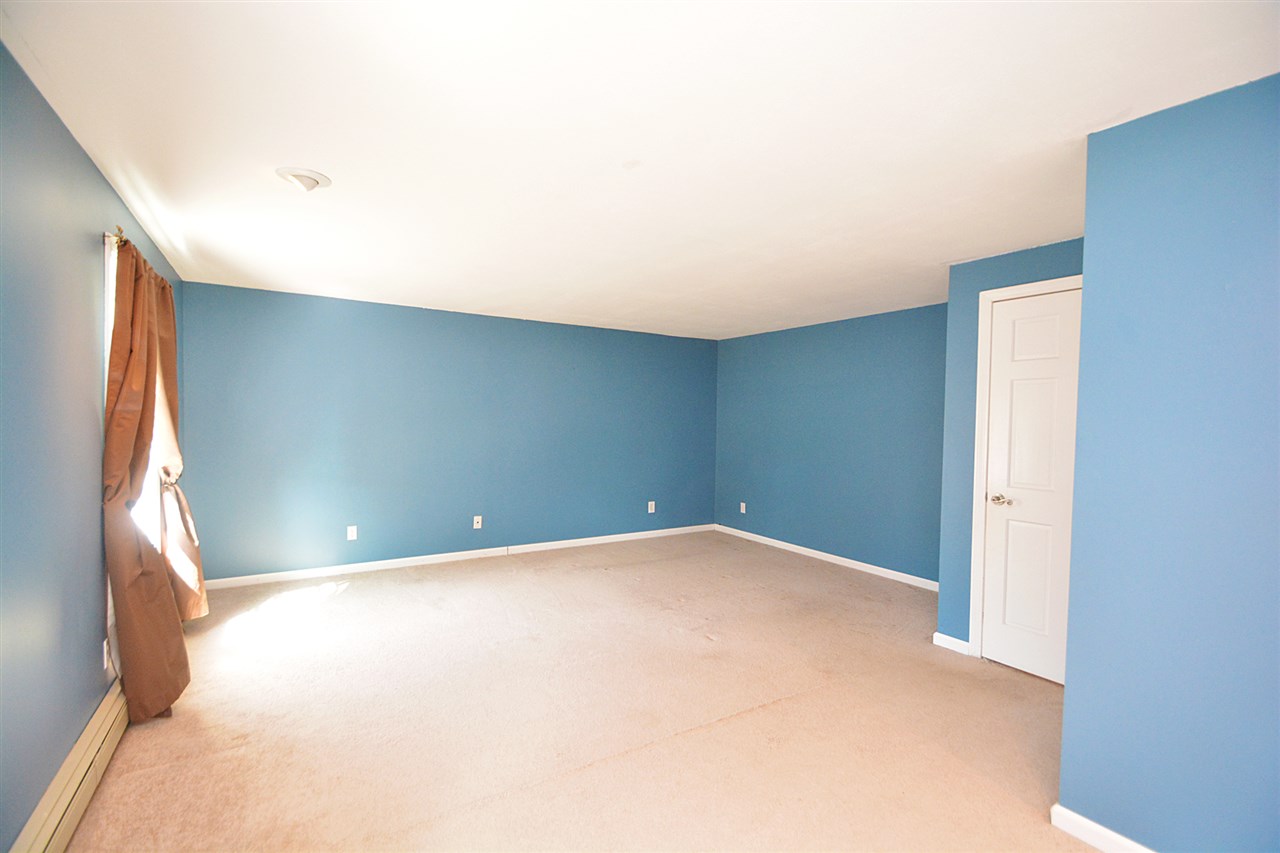 13 Gerrish Road Dover, NH 03820 - Photo 23 of 40