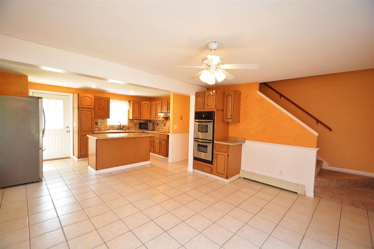 13 Gerrish Road Dover, NH 03820 - Photo 7 of 40