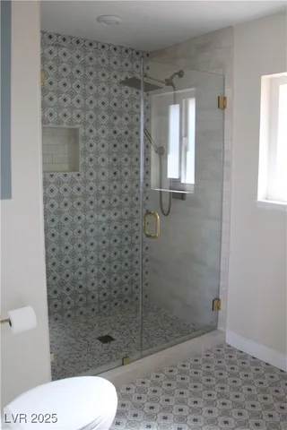 $2,650 | 303 Heather Drive, Henderson, NV 89002