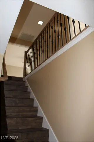 $2,650 | 303 Heather Drive, Henderson, NV 89002