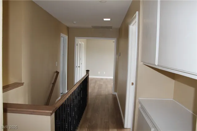 $2,650 | 303 Heather Drive, Henderson, NV 89002