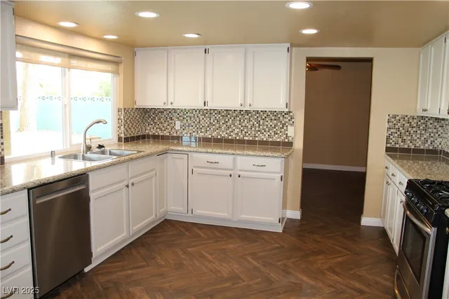 $2,650 | 303 Heather Drive, Henderson, NV 89002