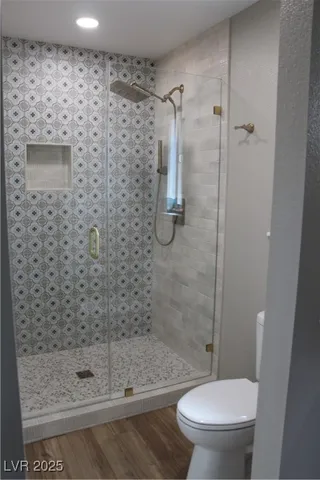 $2,650 | 303 Heather Drive, Henderson, NV 89002