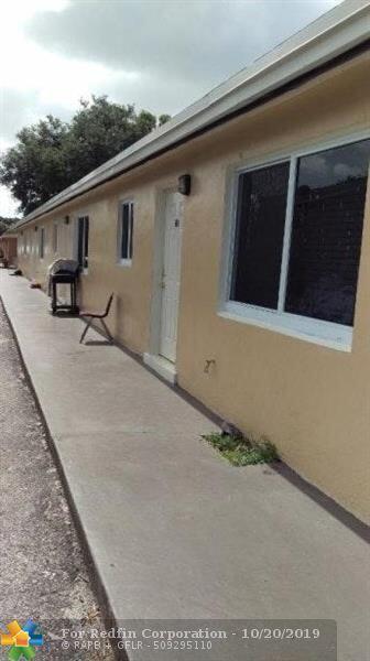 2721 Avenue Avenue South, Unit A1 Riviera Beach, FL 33404 - Photo 4 of 6 2721 (1)