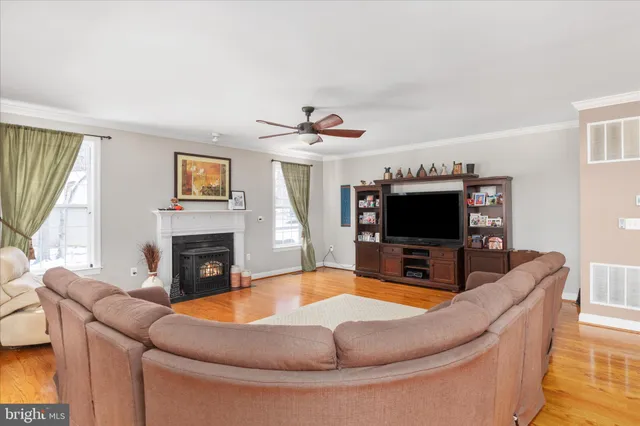 $925,000 | 229 Soldiers Rest Lane, Winchester, VA 22602