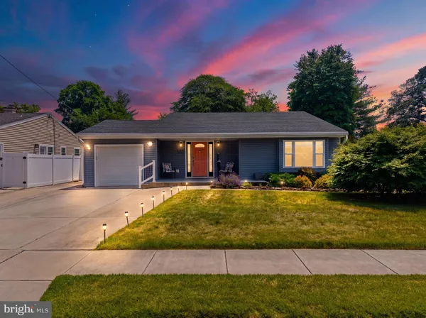 $350,000 | 566 Lynn Avenue, Woodbury, NJ 08096