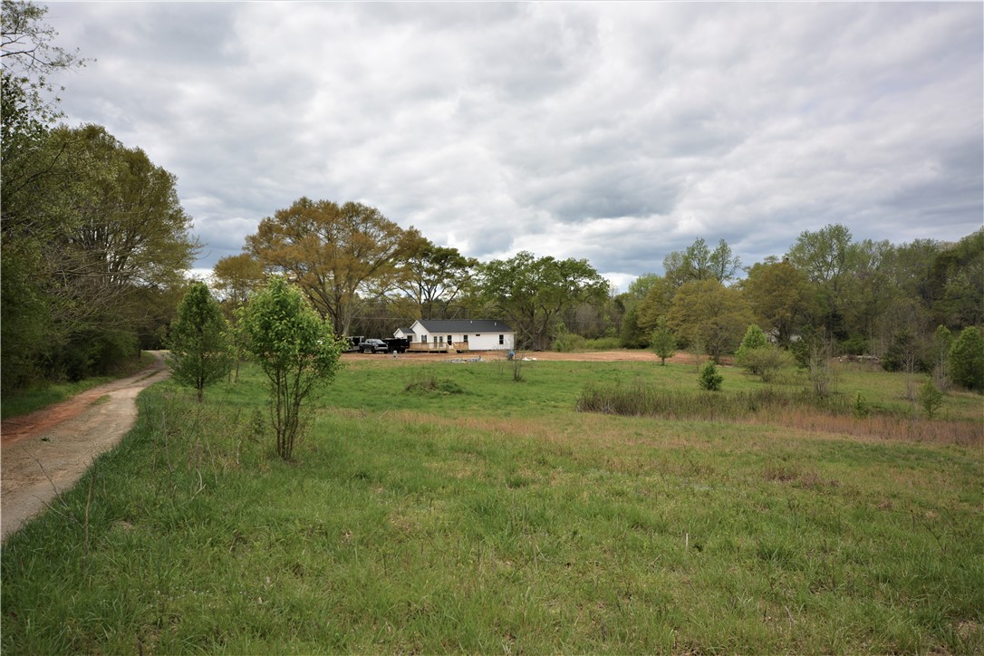 731 Dunklin Bridge Road Fountain Inn, SC 29644 - Photo 7 of 19