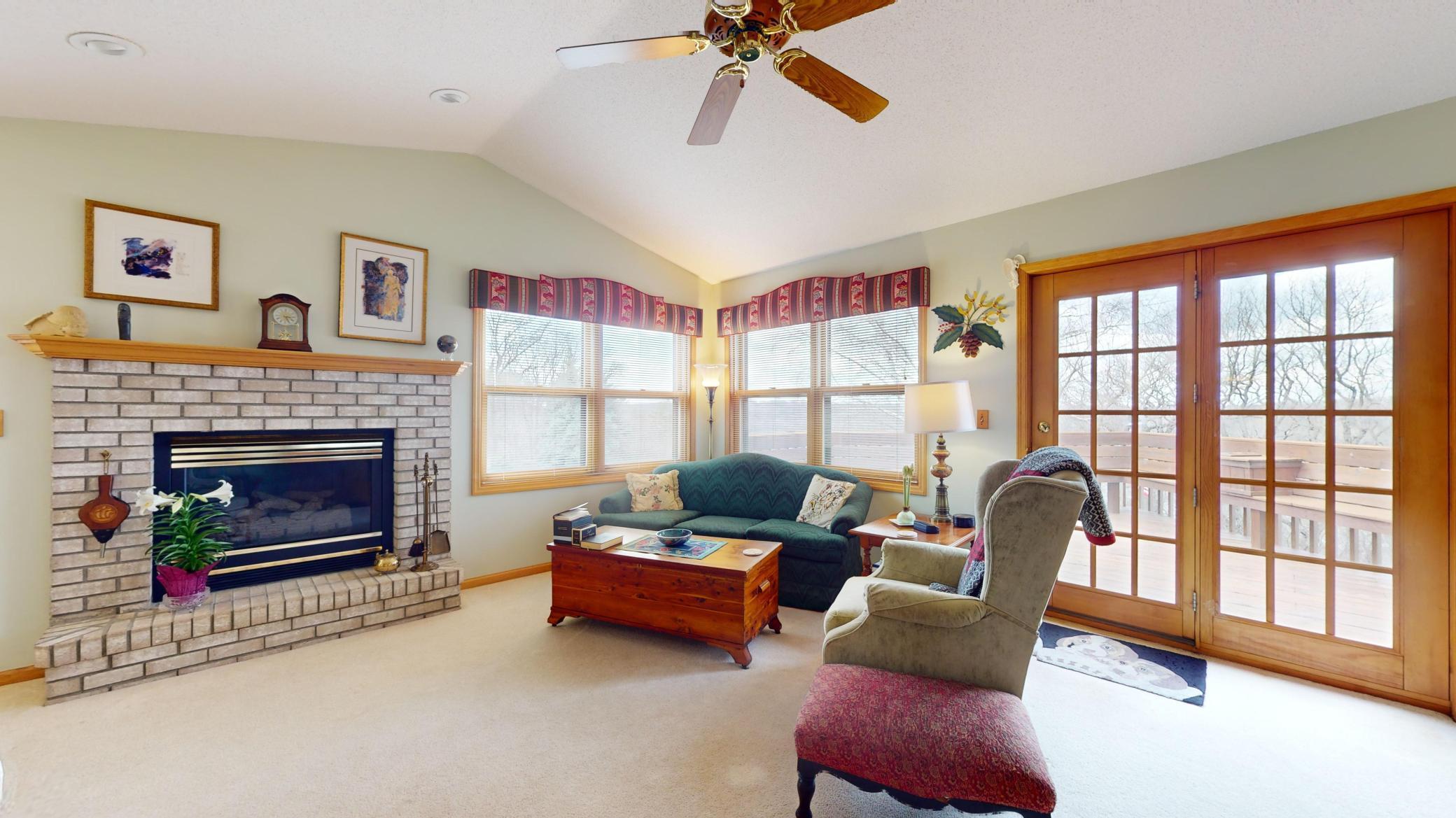 70 Conner Circle Southwest Rochester, MN 55902 - Photo 5 of 46