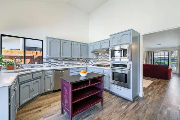 $548,444 | 2043 Escalon Avenue, Clovis, CA 93611