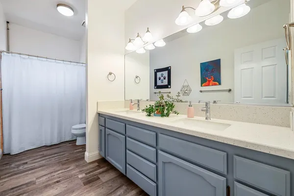 $548,444 | 2043 Escalon Avenue, Clovis, CA 93611