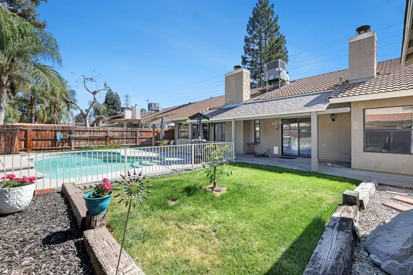 $548,444 | 2043 Escalon Avenue, Clovis, CA 93611