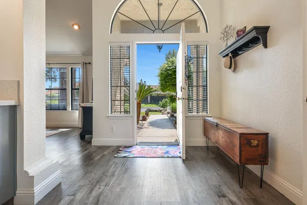 $548,444 | 2043 Escalon Avenue, Clovis, CA 93611