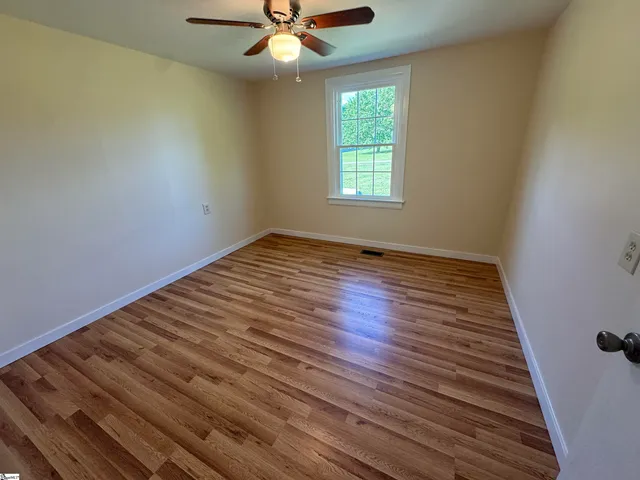 $360,000 | 566 West Pine Grove Road, Fair Play, SC 29643