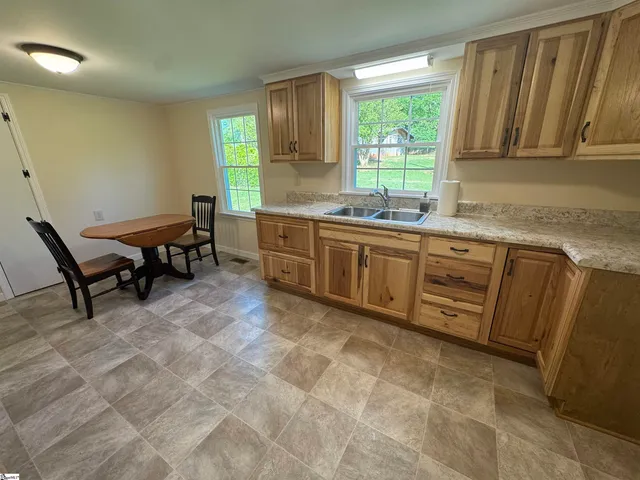 $360,000 | 566 West Pine Grove Road, Fair Play, SC 29643