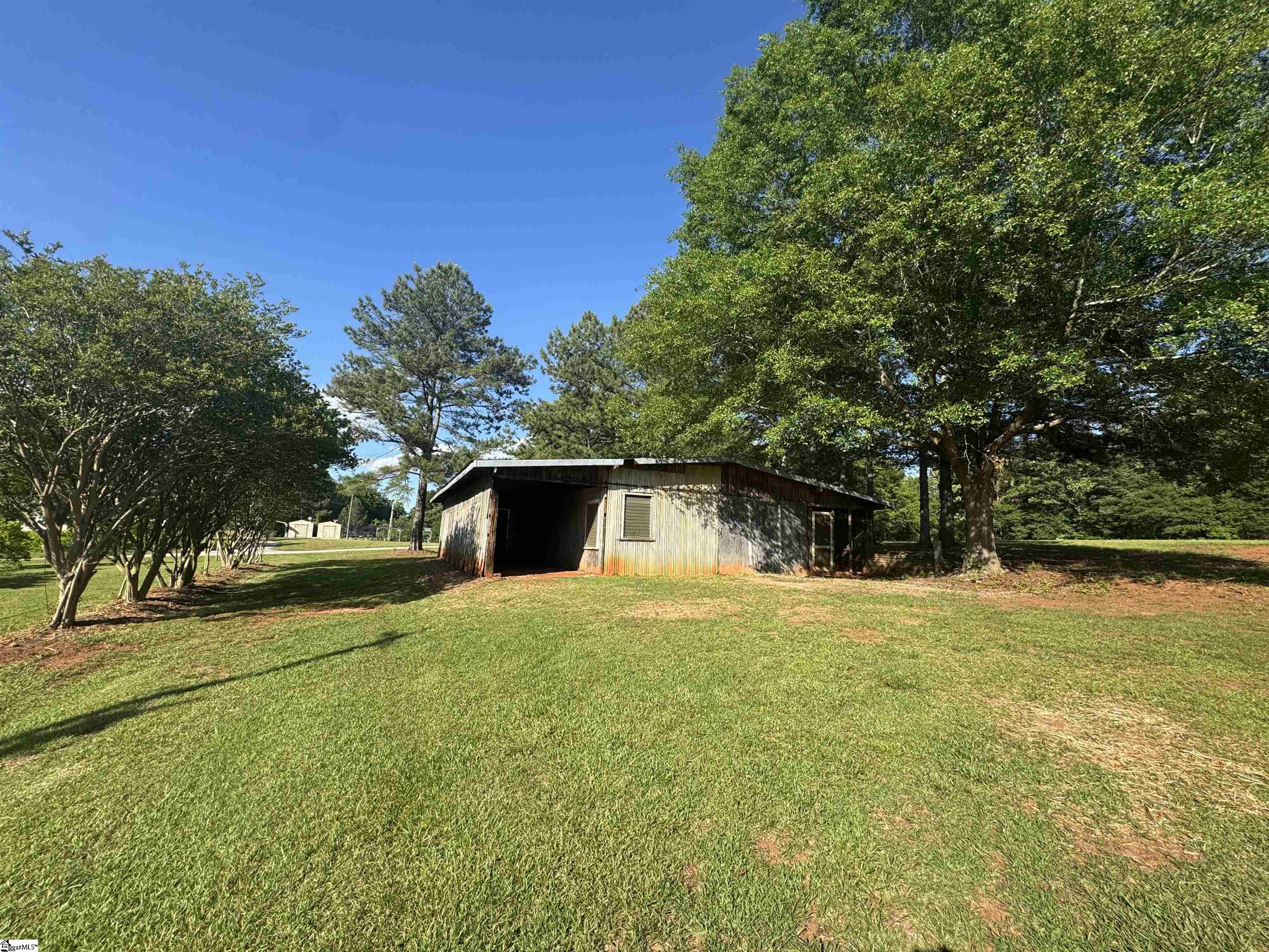 566 West Pine Grove Road Fair Play, SC 29643 - Photo 10 of 47 Gallery Image 10