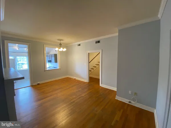 $1,645 | 604 Caroline Street, Unit 2, Fredericksburg, VA 22401