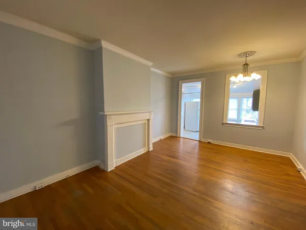 $1,645 | 604 Caroline Street, Unit 2, Fredericksburg, VA 22401