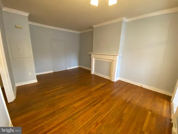 $1,645 | 604 Caroline Street, Unit 2, Fredericksburg, VA 22401