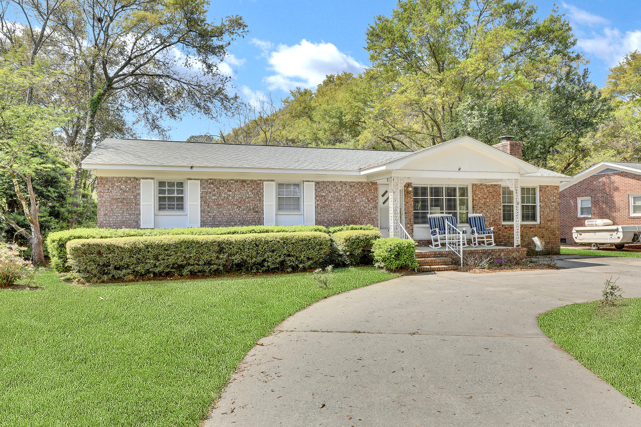 1371 Camp Road Charleston, SC 29412 - Photo 28 of 30 1R3A8840