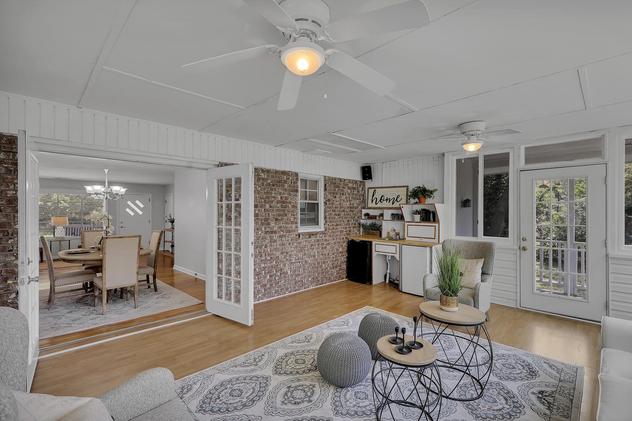 1371 Camp Road Charleston, SC 29412 - Photo 4 of 30 1R3A8973